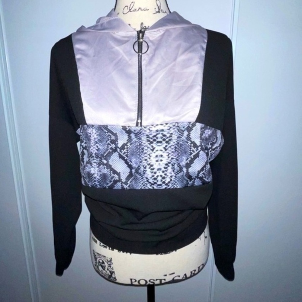 Boohoo Zara style colorblock hoodie windbreaker size 10  gently preloved - Picture 2 of 11